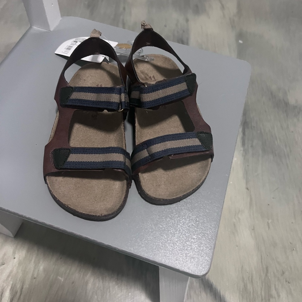 Carter's Brown and Black Kids Sandals (New)
